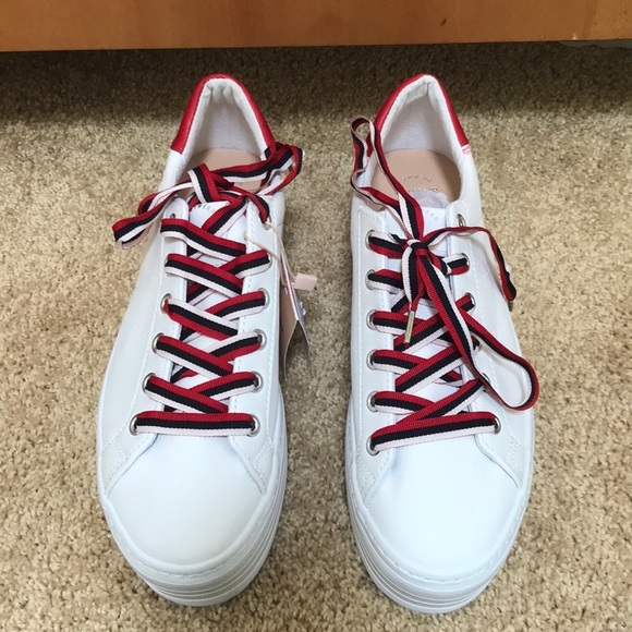 New! PULL & BEAR Eur Size 38 white with red sneakers - Picture 1 of 9